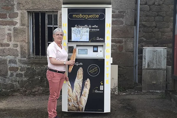 distributeur-baguette-millevaches-correze Distributeur de baguettes installé sur la commune de Millevaches en Corrèze